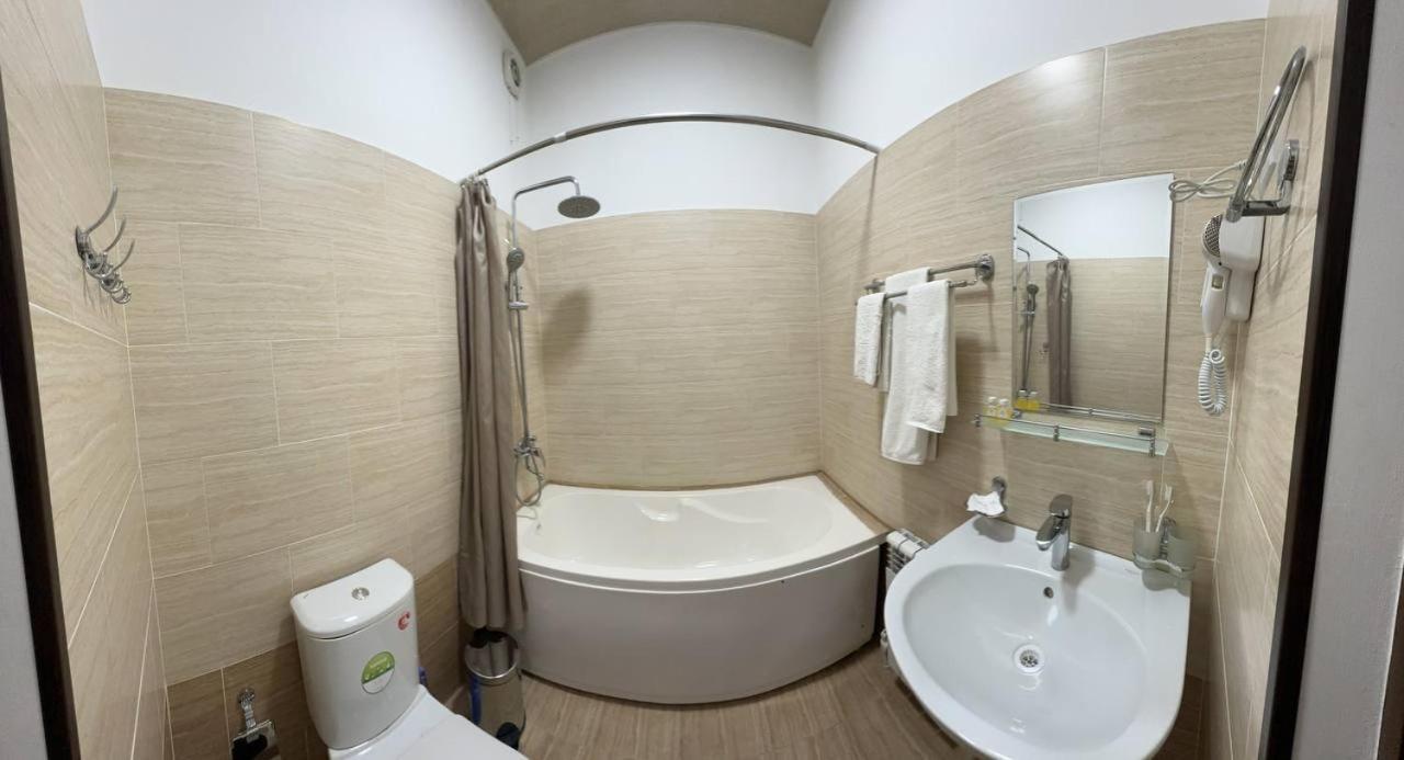 Hotel Aral Nukus Bagian luar foto