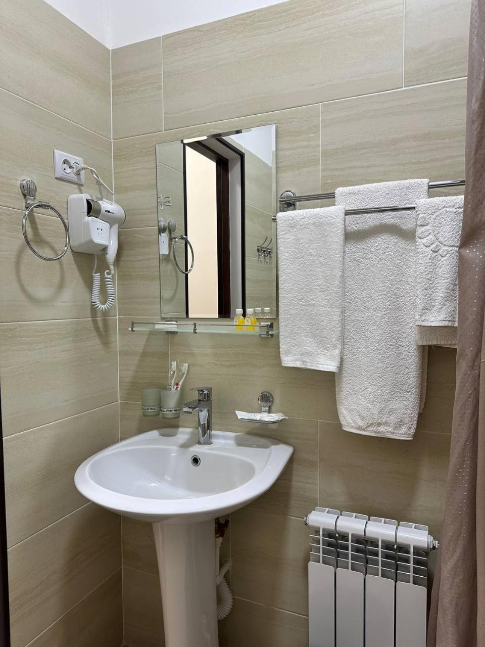 Hotel Aral Nukus Bagian luar foto